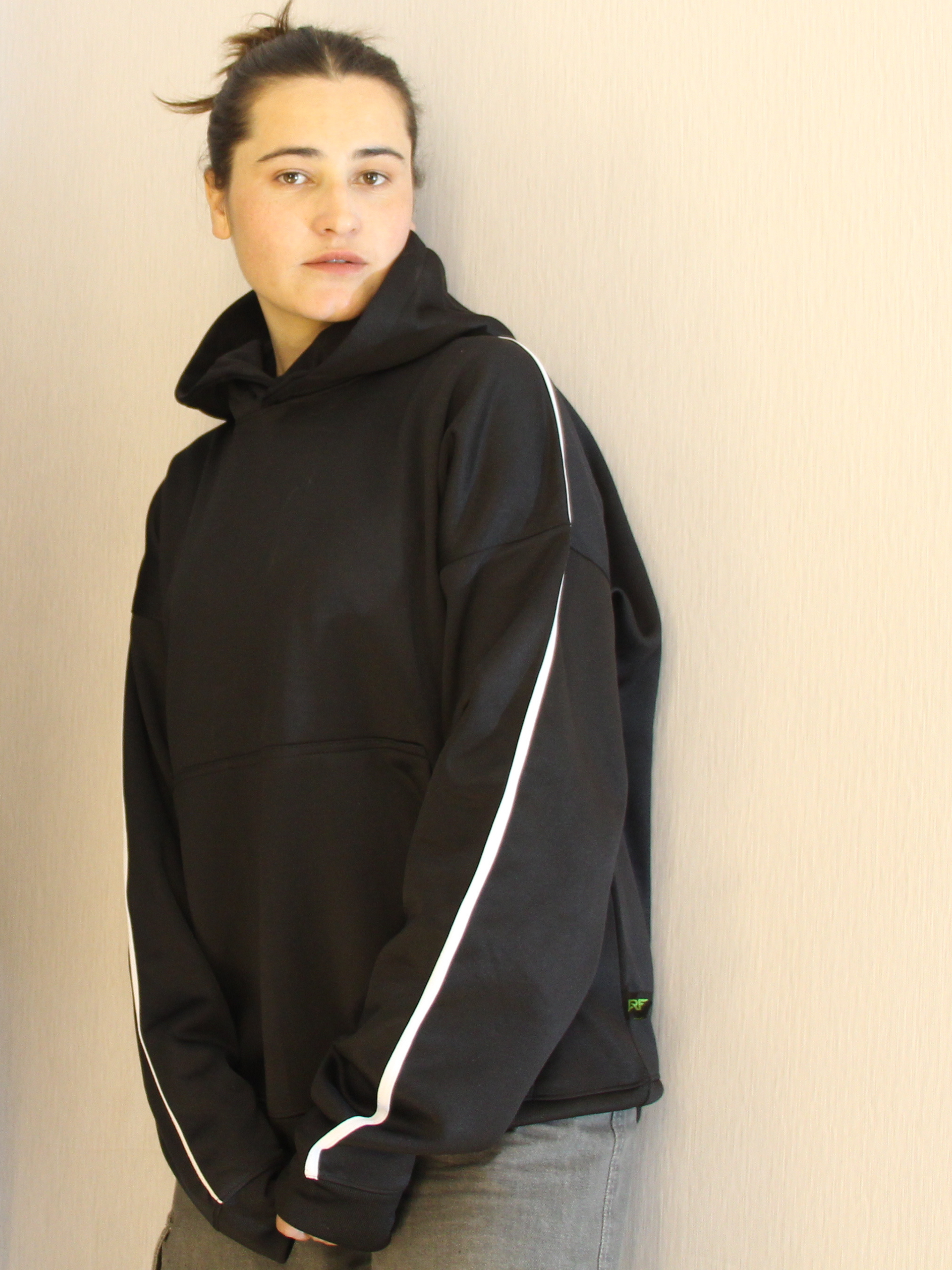 Classic Black Gen Z Baggy Hoodie – Unisex